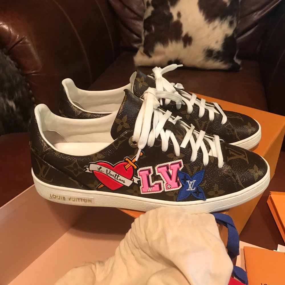 Louis Vuitton Women’s Sneaker Black Heart 39/9
